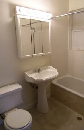 2207-09 W Byron / 3856-58 N Leavitt Apartments