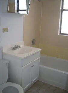 1530 N KEDZIE AVE 60651-1530 N Kedzie-Chicago-IL