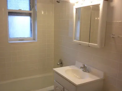 2650 N Milwaukee Apartments