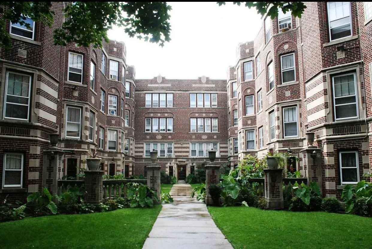 7444 N SEELEY AVE 60645-unit#Three-Chicago-IL
