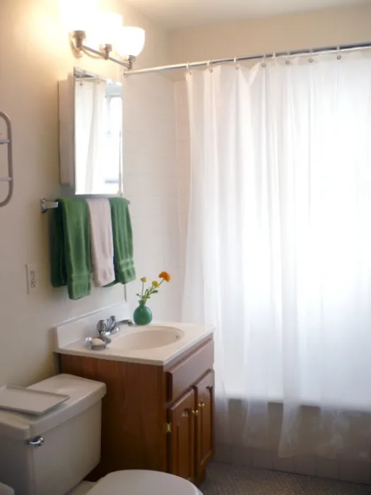 3536-3544 N Racine Apartments