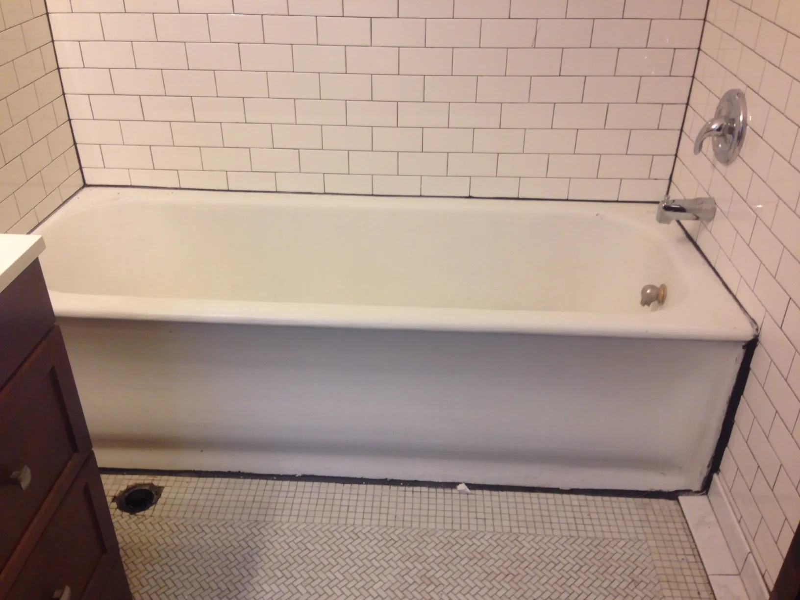 West half of the 1600 block of West Touhy Avenue south side of the street