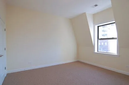 view across the street from 4715 North Sheridan Apartments in Uptown