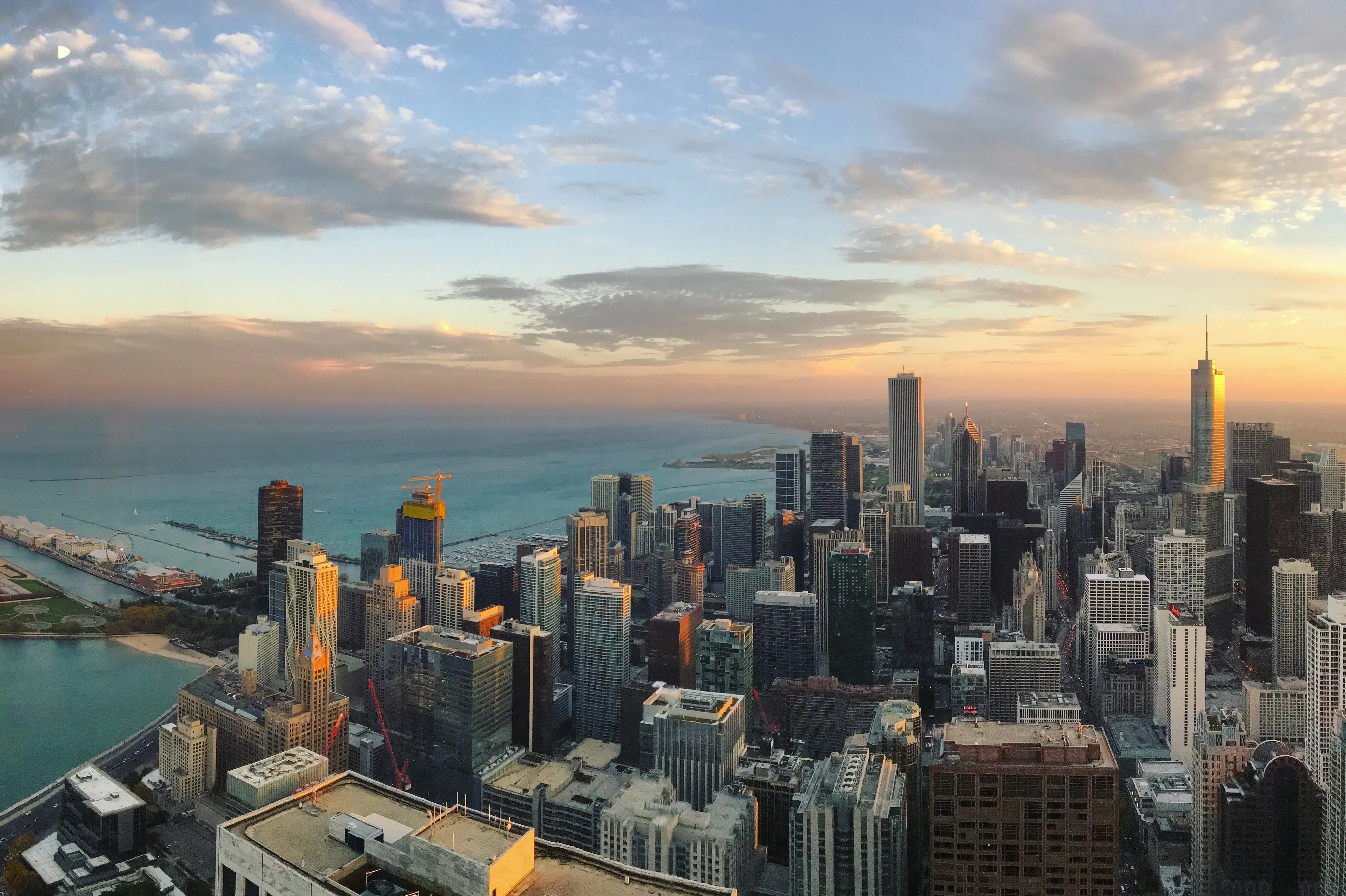 1500 Chicago Apartments