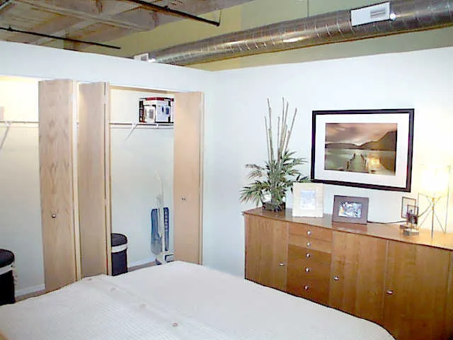 rendering of exterior of Lake Street Loft Apartments in Chicago