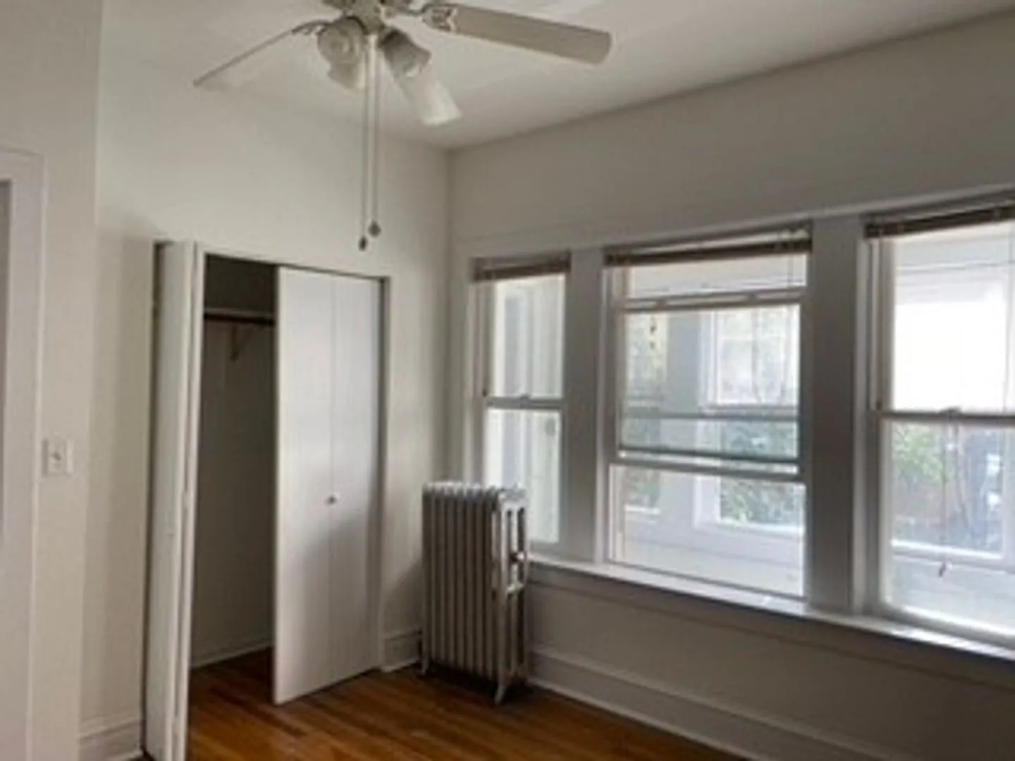 5005-11 N Glenwood Apartments