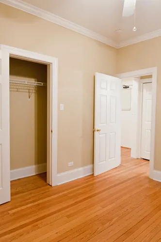 1576  OAK ST 60201-1576 Oak-Evanston-IL