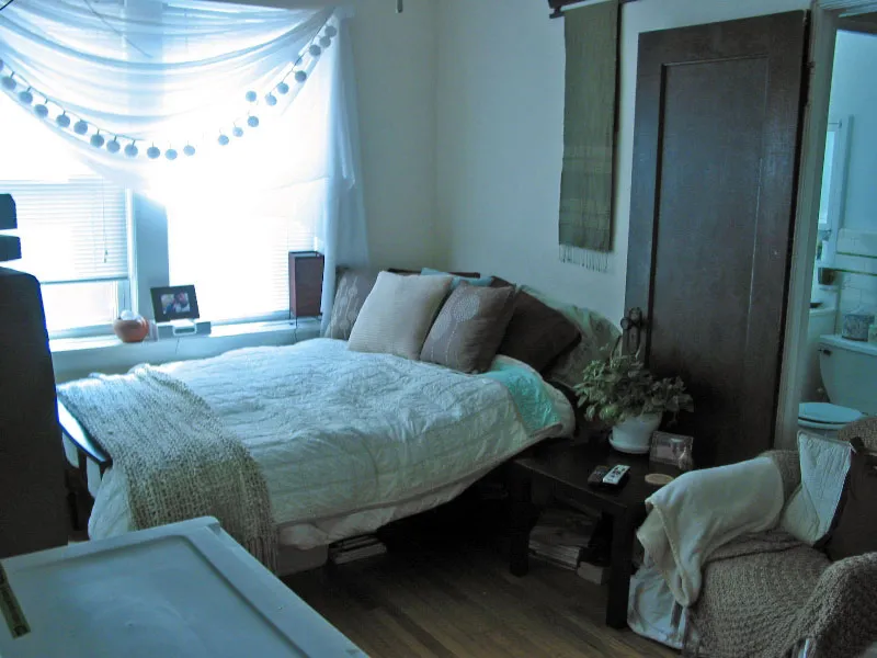 light brick and terra cotta roof at Wolcott Terrace Apartments