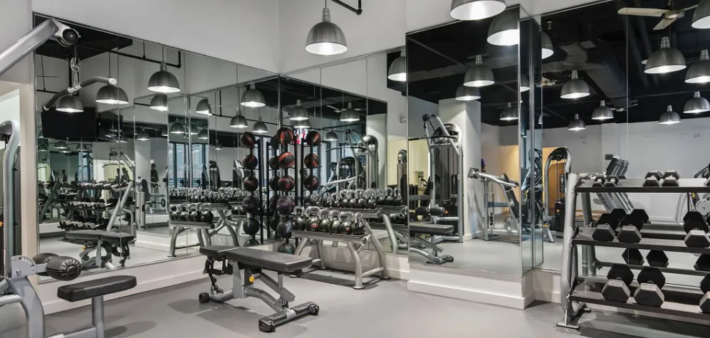 24 HR Fitness center at 420 E Ohio Apartments in Streeterville Chicago
