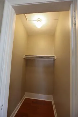 exterior of The Coronado Apartments located at 1061 West Rosemont in Edg