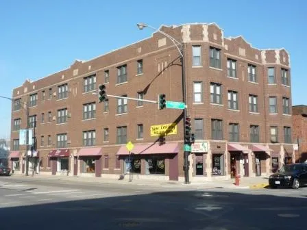 One Door West Apartments