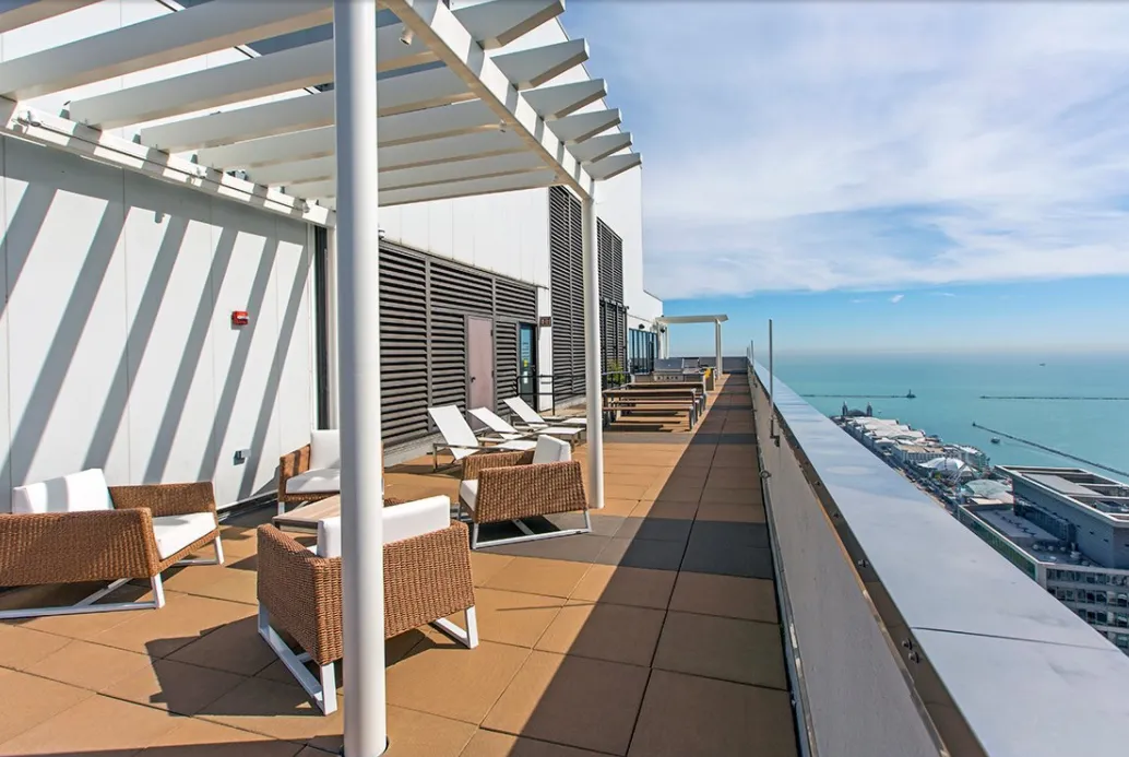 Rooftop Sundeck from Axis Apartments in Streeterville