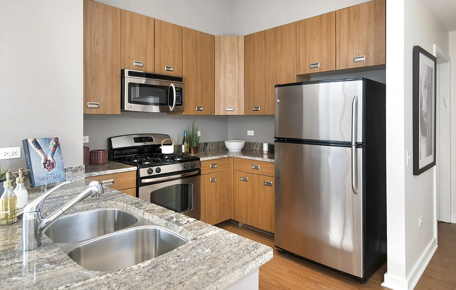 living room at Burnham Pointe Apartments in Chicago