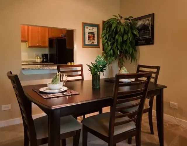 Oak Park City Apartments