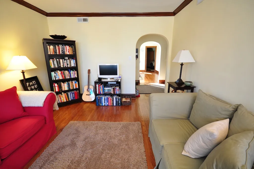 4132 N MOZART ST 60618-Mozart by the Park Apartments-unit#02-Chicago-IL