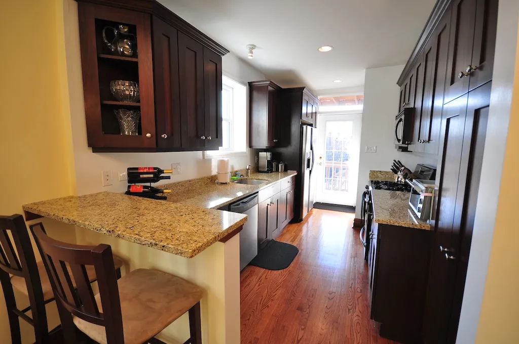 4132 N MOZART ST 60618-Mozart by the Park Apartments-unit#02-Chicago-IL