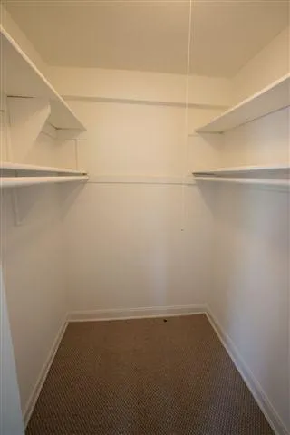 4721 South Ellis Apartments