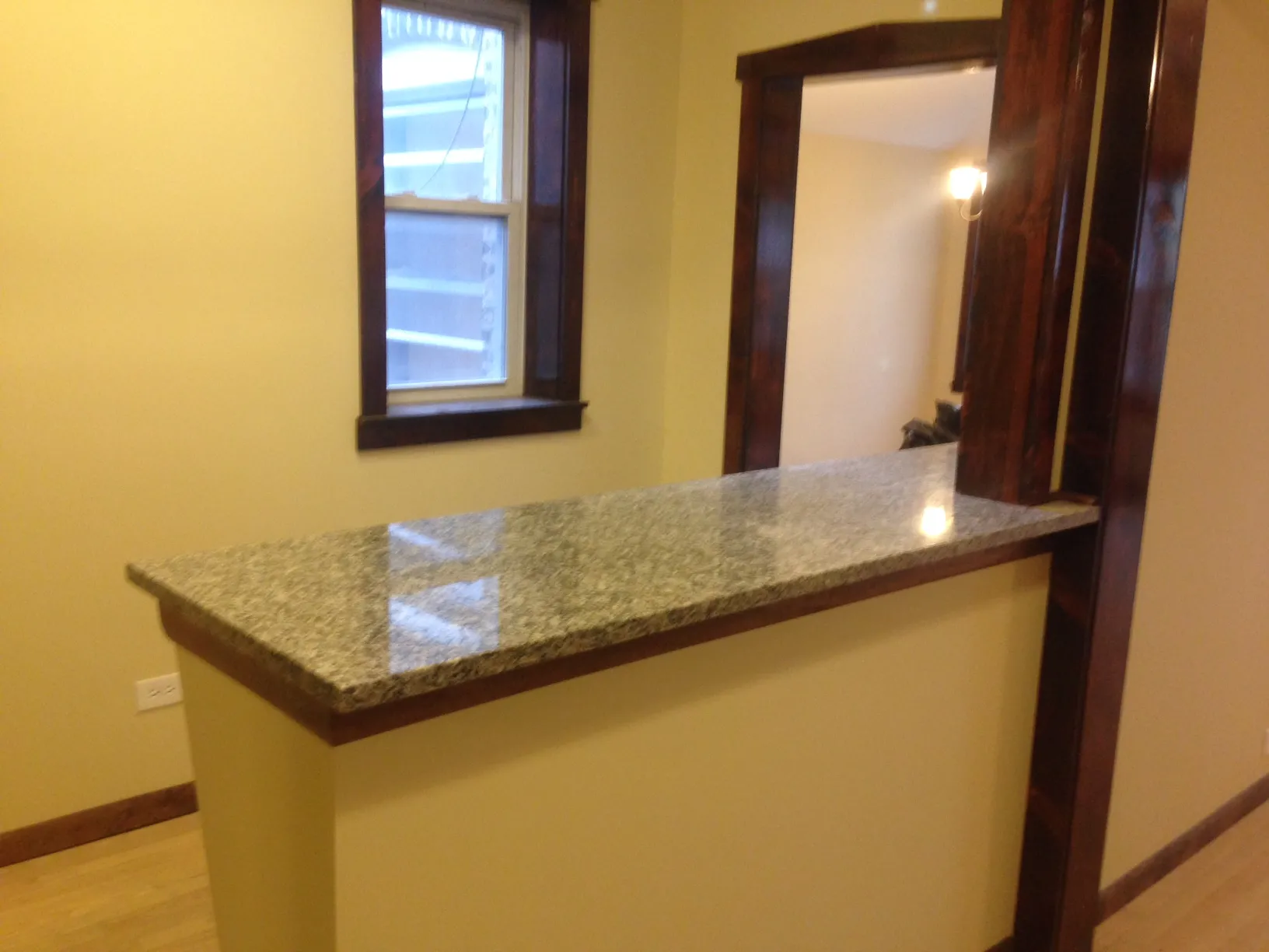 1600 Block of W Touhy Ave