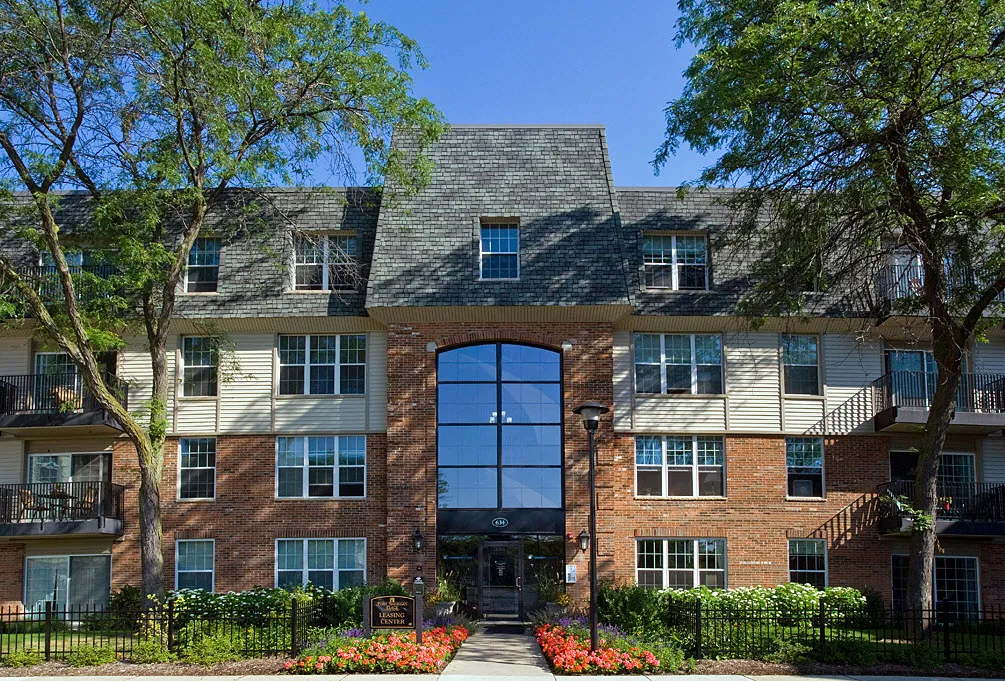 Fort Sheridan Place Apartments