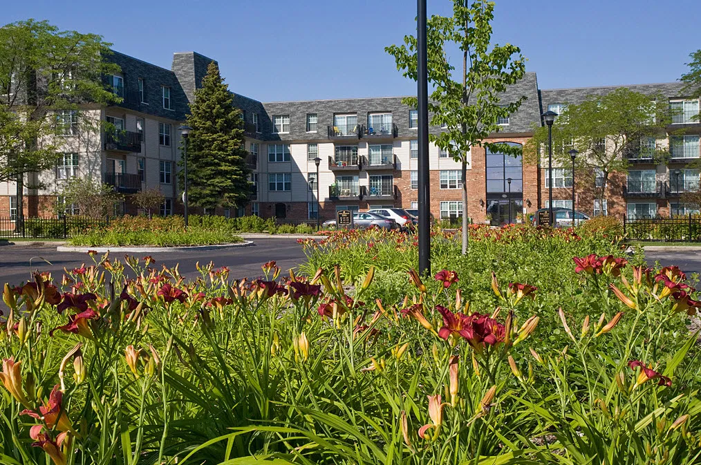 Fort Sheridan Place Apartments