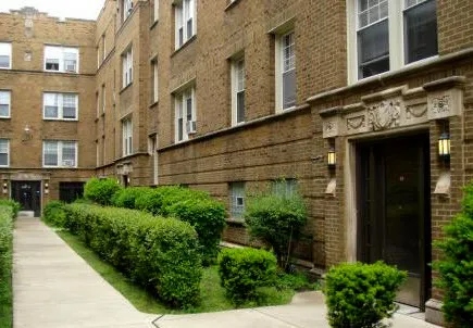 6600 N ASHLAND AVE 60626-6600 N Ashland-Chicago-IL