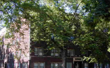 Wellington Park Chicago Apartments