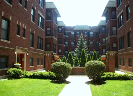 847-853 W Washington Apartments