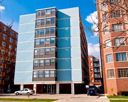 1420 Chicago Apartments