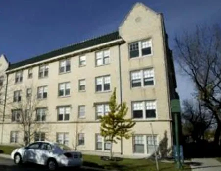 view of 4500 N Ashland/1606 W Sunnyside Apartments in Ravenswood