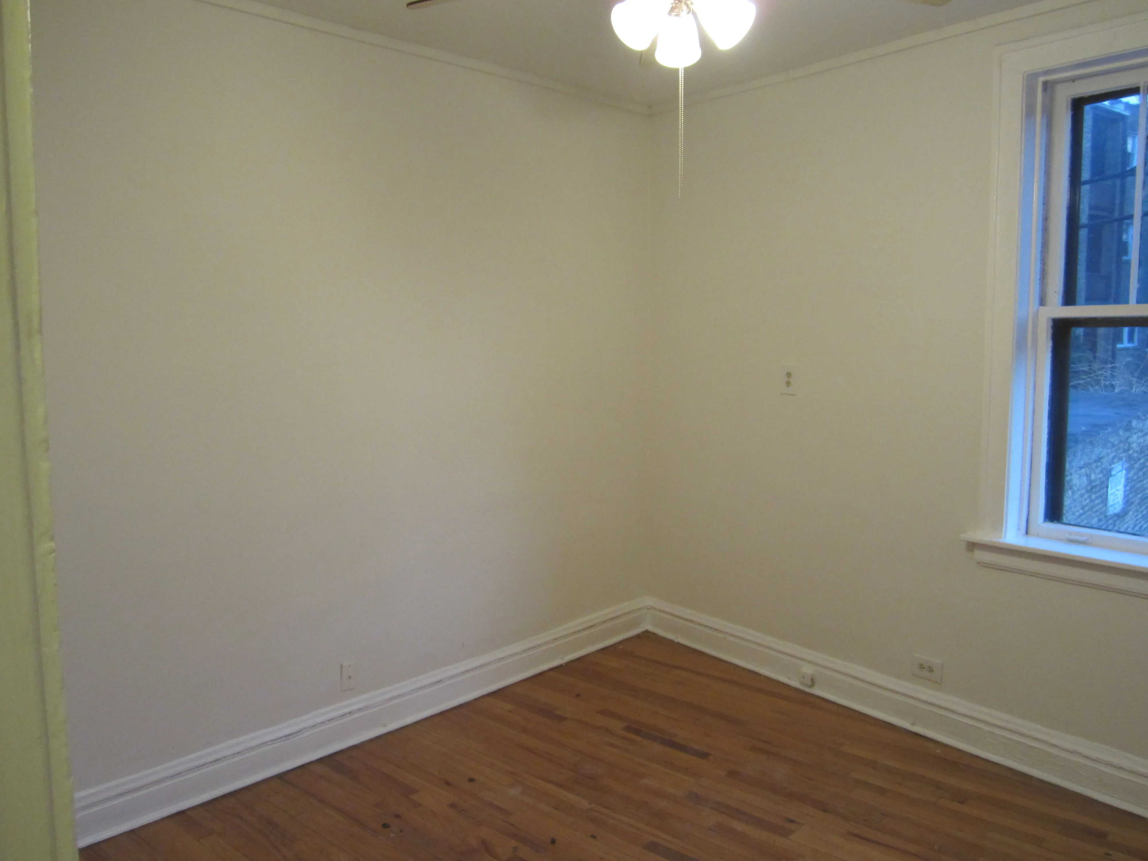 1331 #1S bedroom window