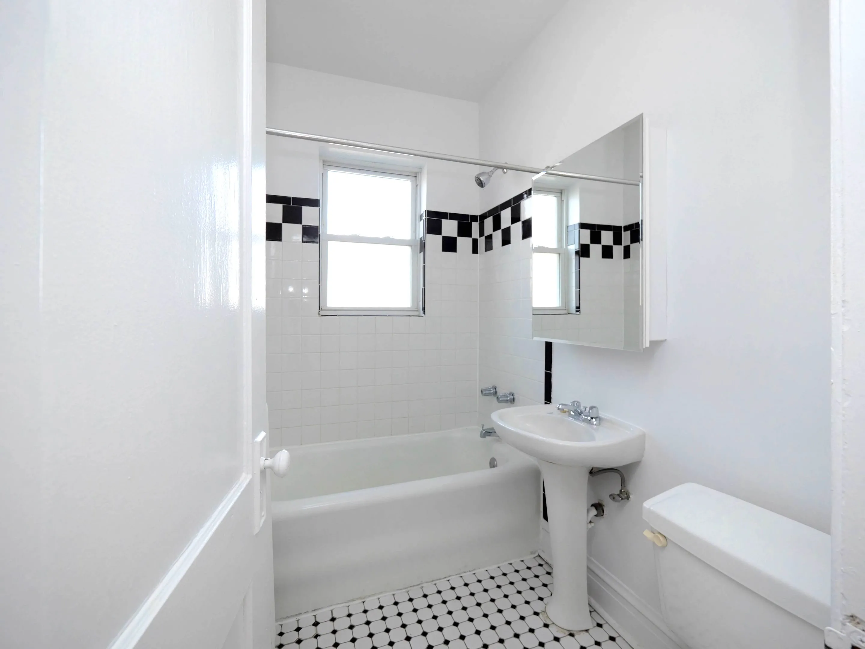 Green Manor Apartments