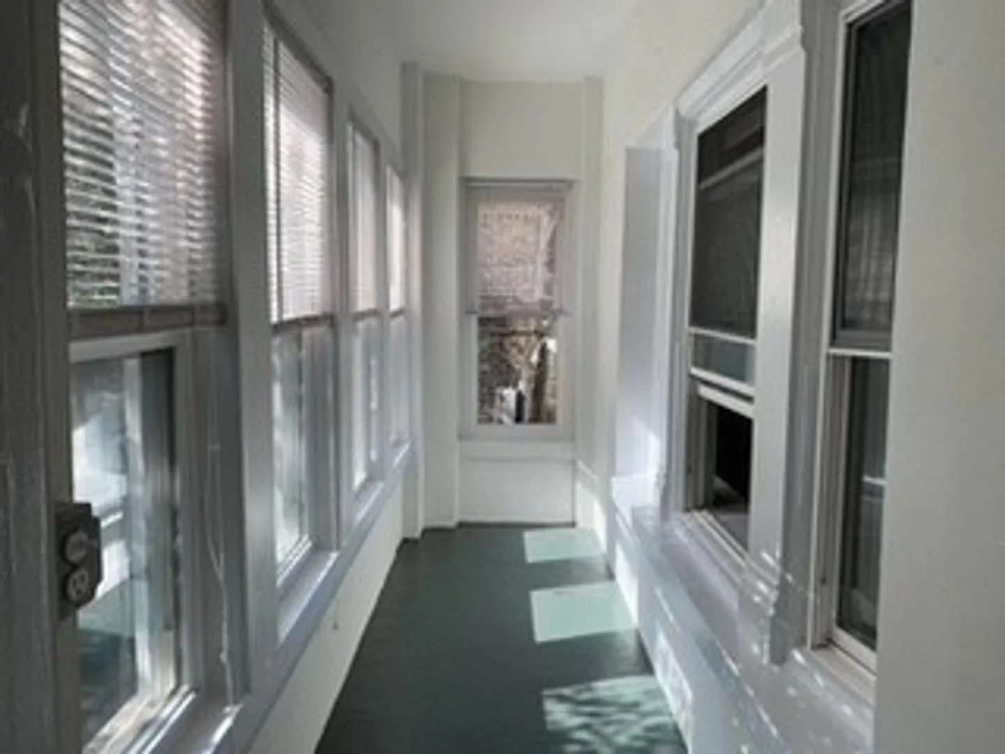 5005-11 N Glenwood Apartments