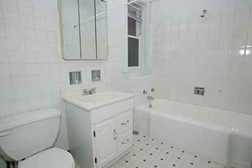 929-35  MICHIGAN AVE 60202-929-35 Michigan-Evanston-IL