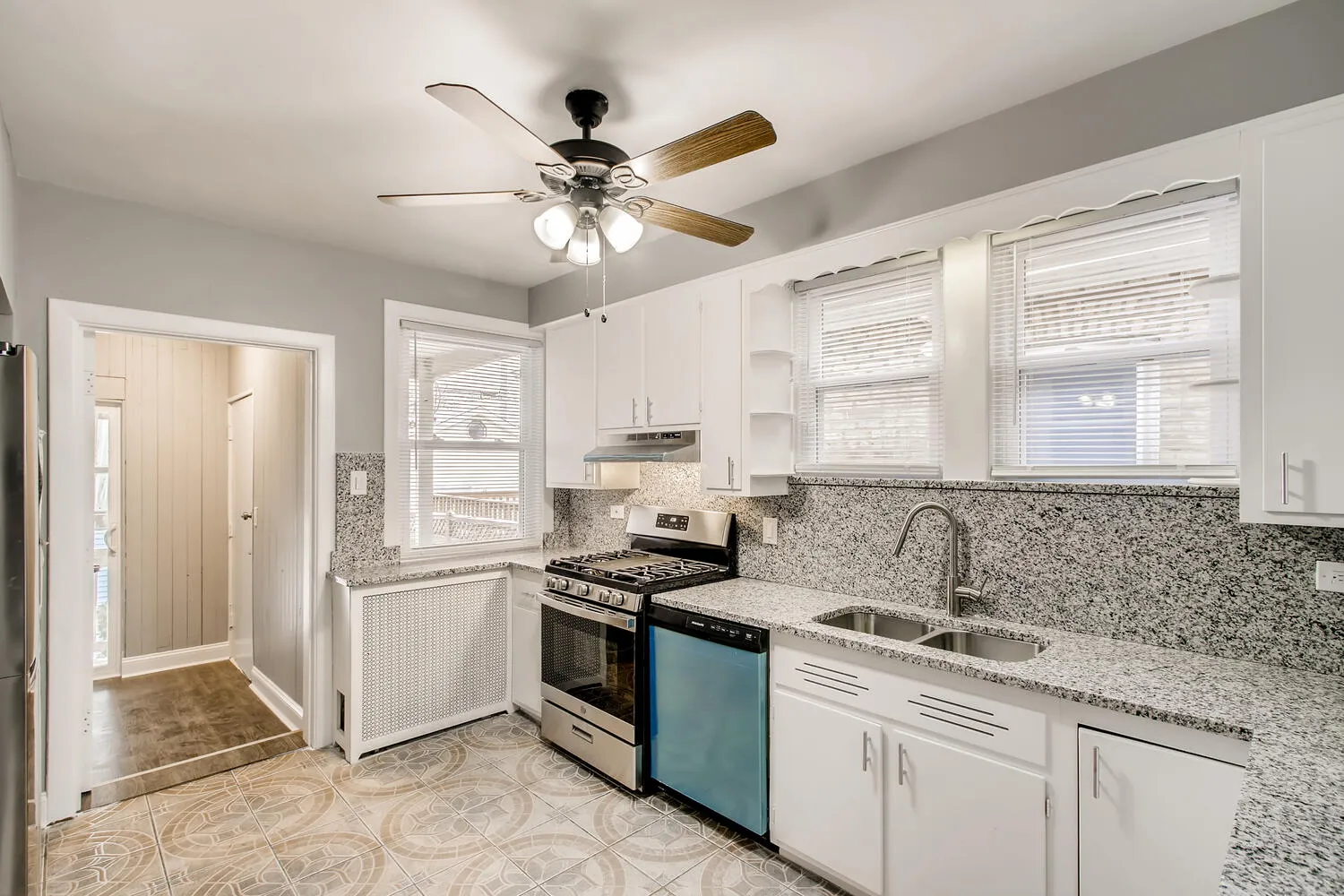 2943 N MONT CLARE AVE 60634-Chicago-IL