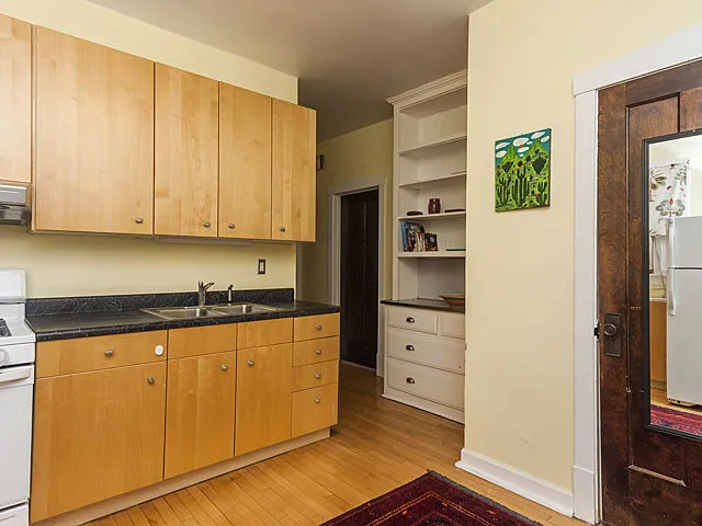 1031  WESLEY AVE 60202-1031 Wesley-unit#02-Evanston-IL