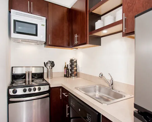 kitchen at Reside at 2727 Apartments in Lincoln Park Chicago