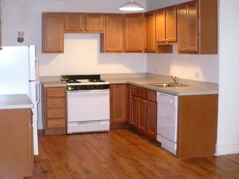 2333-41 W Addison Apartments