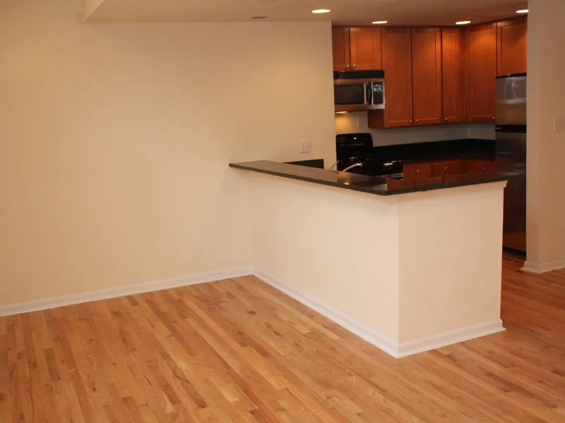 exterior entrance of Wilson Court Apartments in Ravenswood Chicago