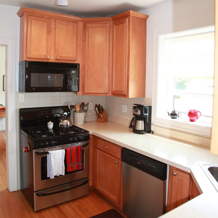 Pic BEFORE granite was installed