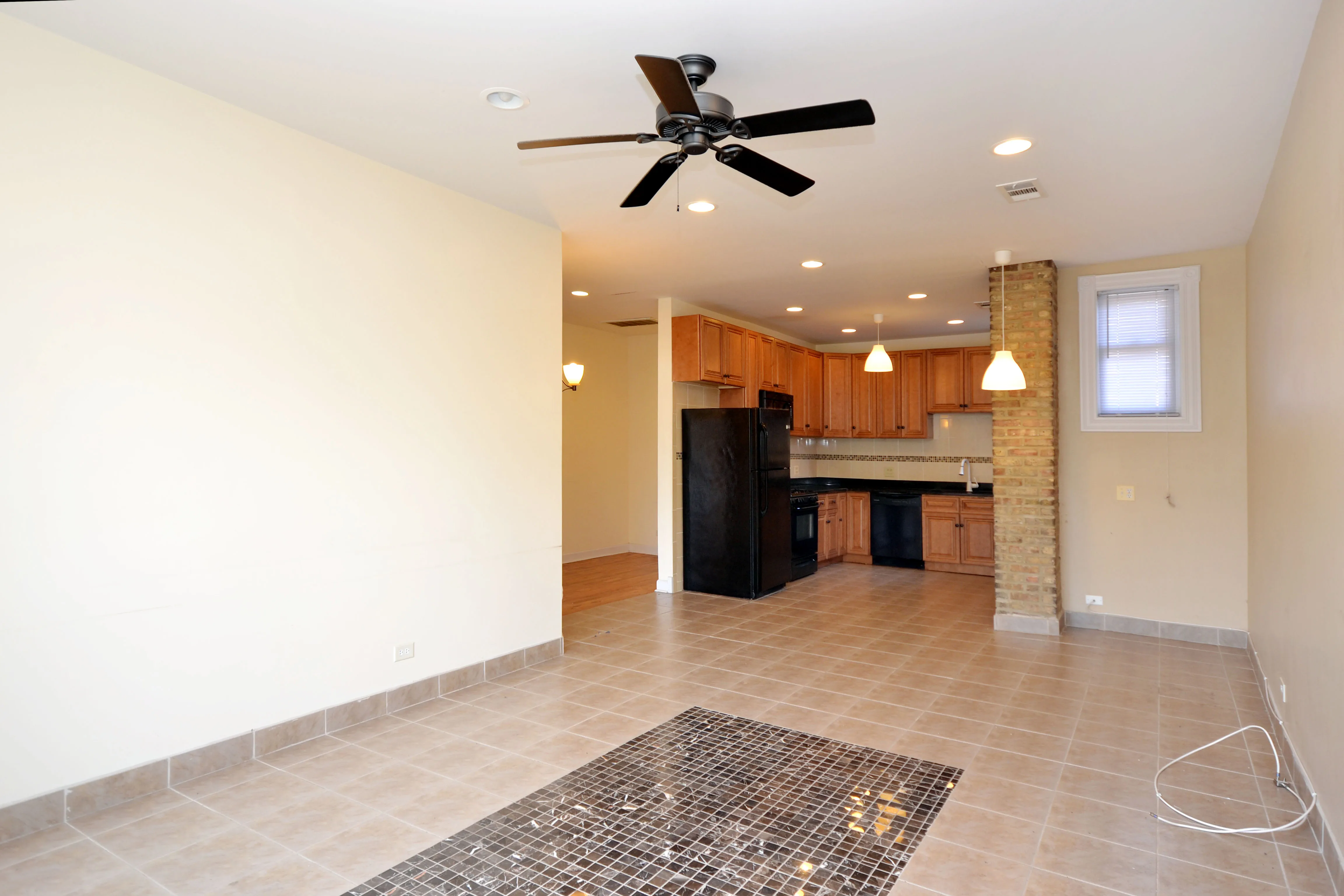 940 W WINDSOR AVE 60640-unit#3-Chicago-IL