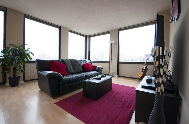 Lincoln Park Plaza Apartments
