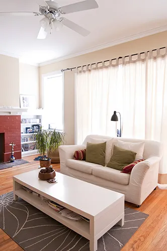 exterior view from across the street at 618 Hinman Apartments in Evanston