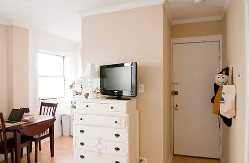 furnished living room apt 601 at 1939 N Lincoln Apartments in Lincoln Park 