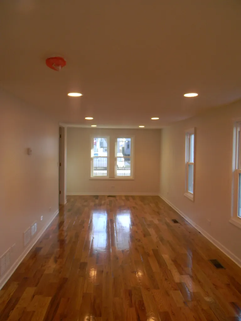 4714 N SPRINGFIELD AVE 60625-Springfield Ave Apartment-unit#01-Chicago-IL