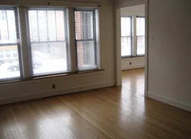 847-853 W Washington Apartments