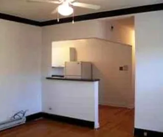 3815-23 N Greenview Apartments