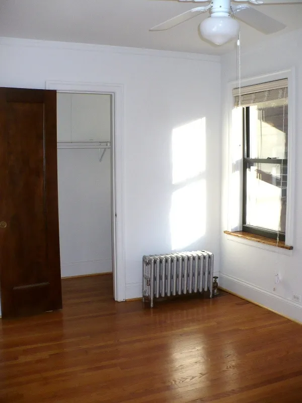 4510-18 N Paulina Apartments