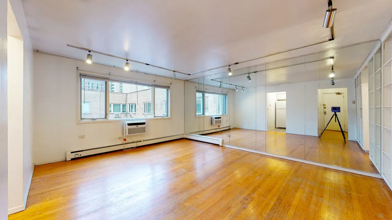 426 W BARRY AVE 60657-unit#503-Chicago-IL