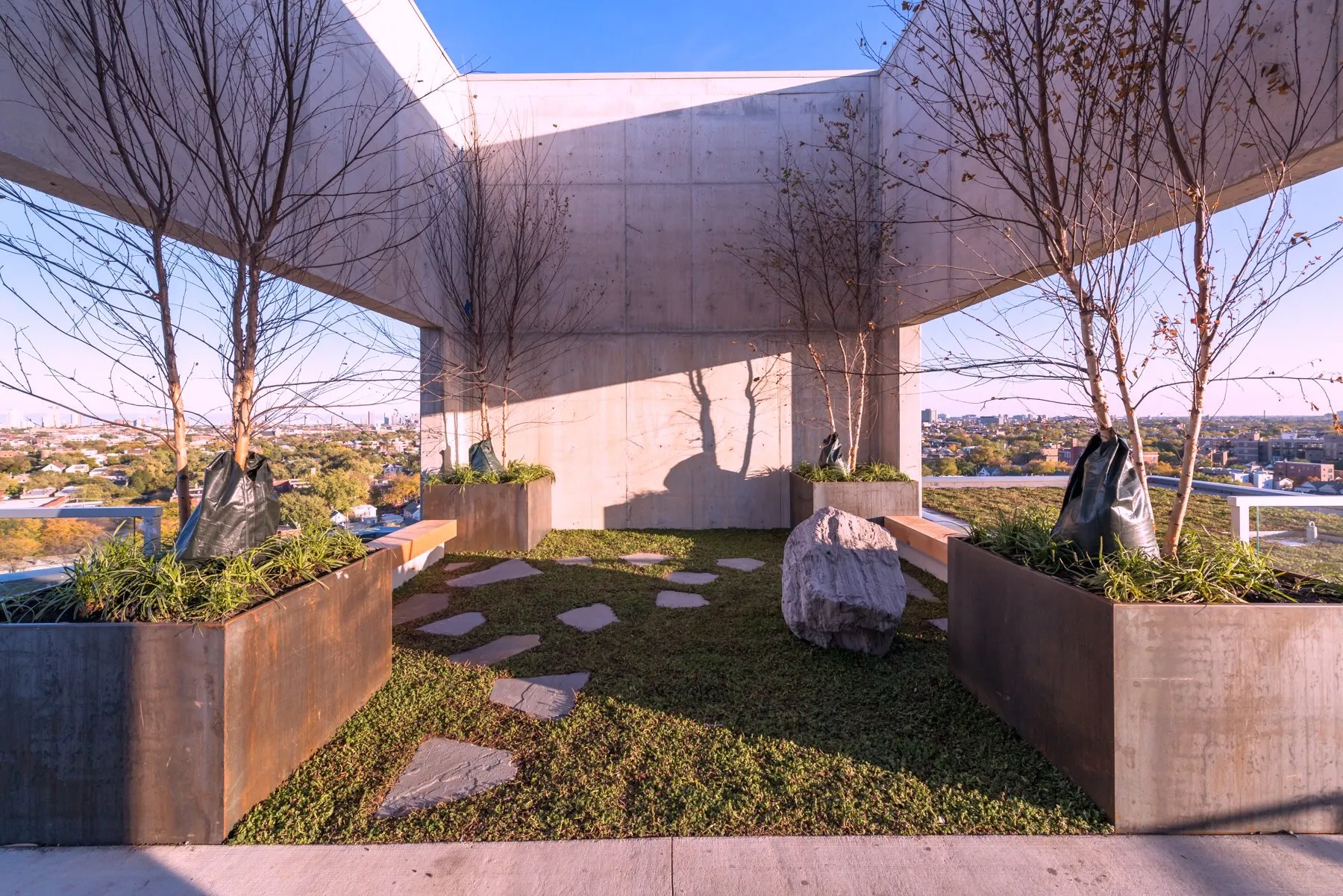 MiCA Apartments