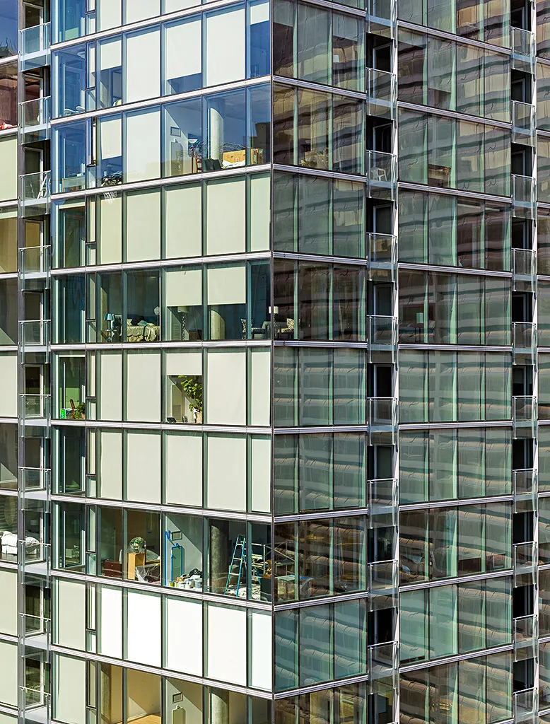 skyline Chicago view from 600 North Fairbanks Apartments